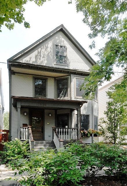 For Sale: 1536 W.Highland Ave., Chicago, IL 60660