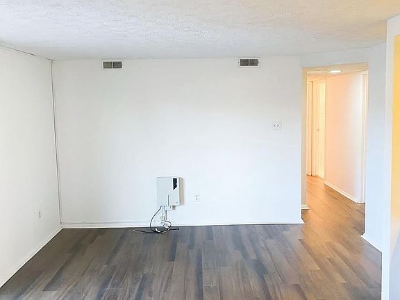 4th image of 4400 Groombridge Way APT G