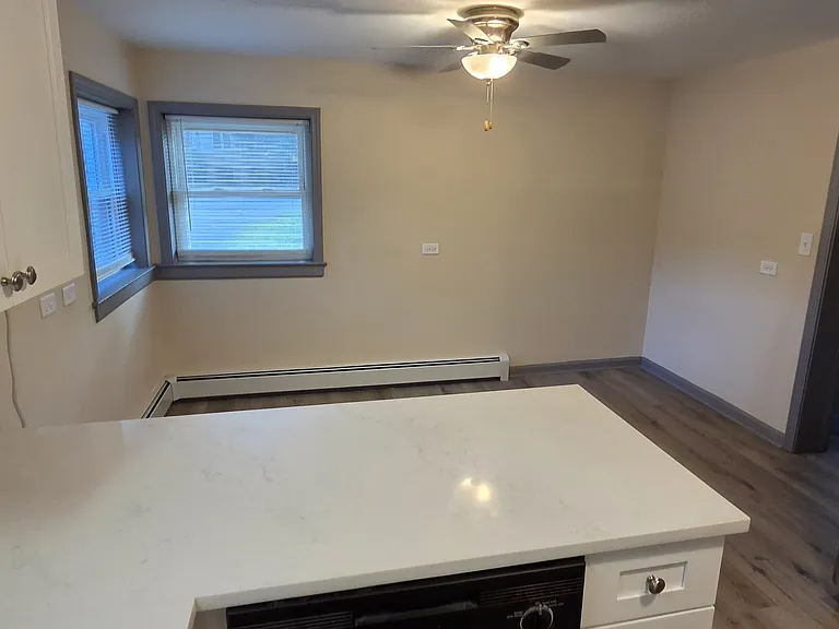 3707 Forest Ave #GW — Photo 4
