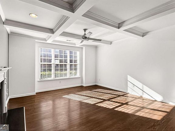 3rd image of 7789 Rutgers Cir