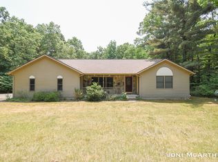 3251 Fallasburg Park Dr NE, Lowell, MI
