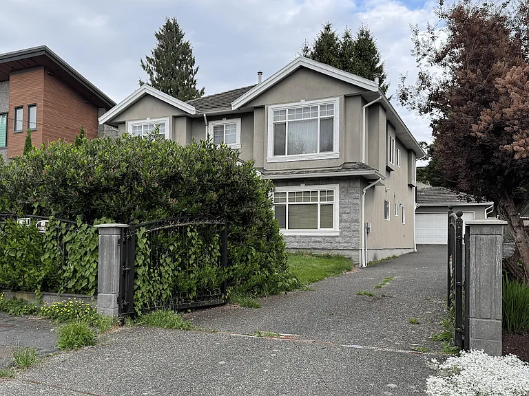 Government Rd — Photo 14
