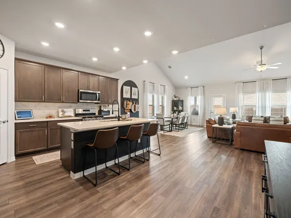 14048 Corvus Dr, Haslet, TX 76052