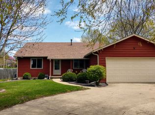 506 S Adams St, Philo, IL 61864