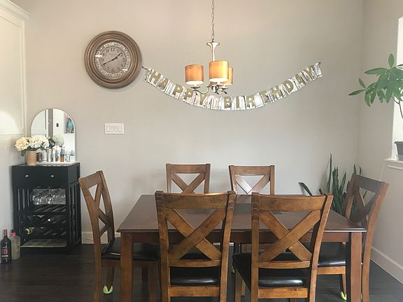 3rd image of 1116 Peacock Blvd