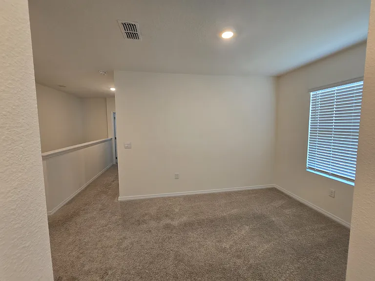 1301 Isleta Loop #1301 — Photo 13