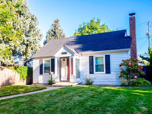 2043 Pinehurst Ave, Saint Paul, MN 55116