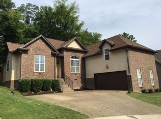 126 Otter Glenn Dr, Hendersonville, TN 37075