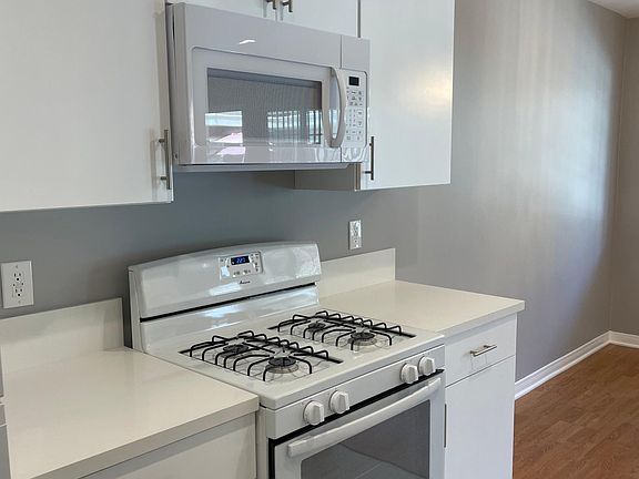 4th image of 3318 S Canfield Ave APT 2