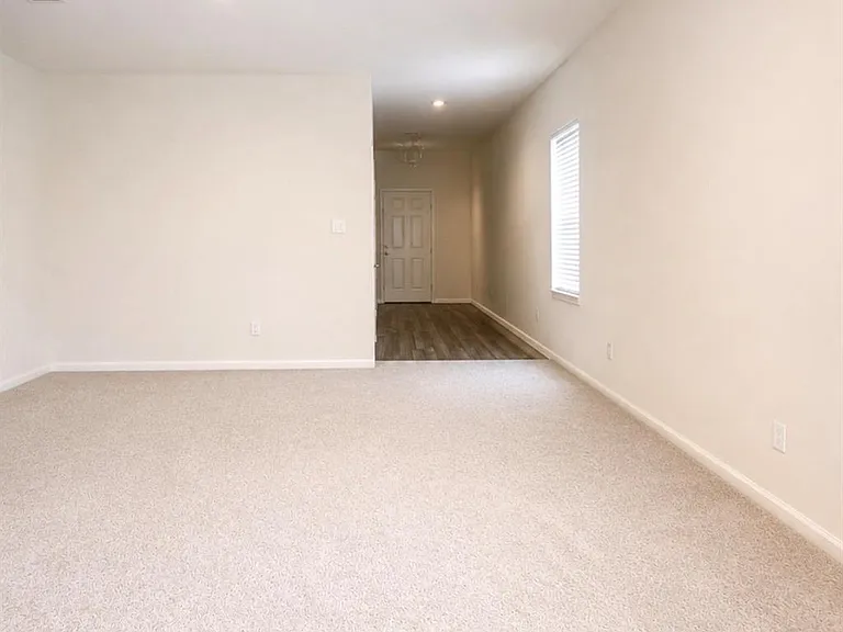 10127 California Lily Ln — Photo 9