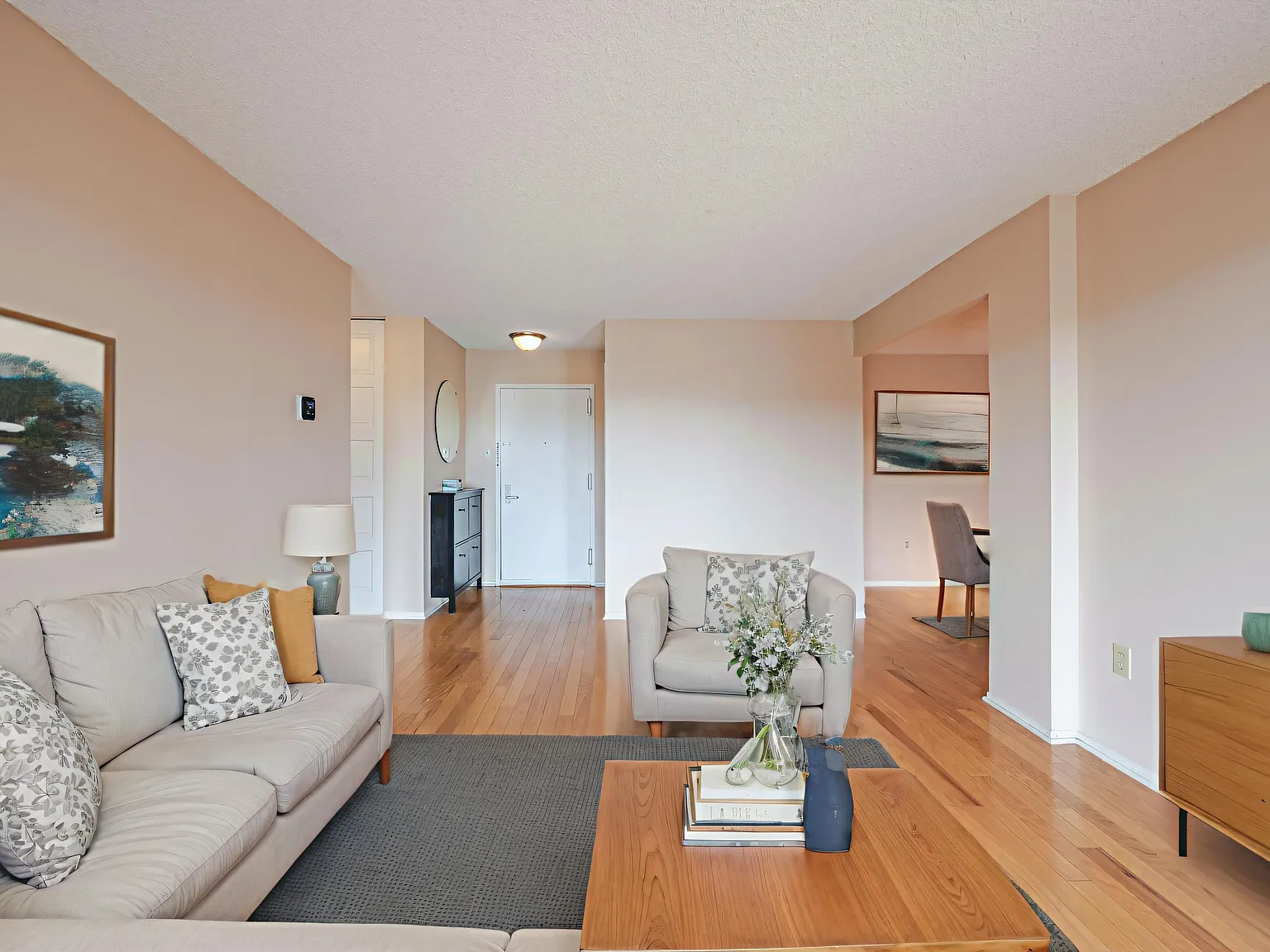 2 bed, 1163 sqft, $2,350 — Photo 2