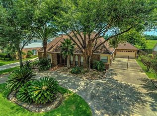 15706 Misty Hollow Dr, Houston, TX 77068