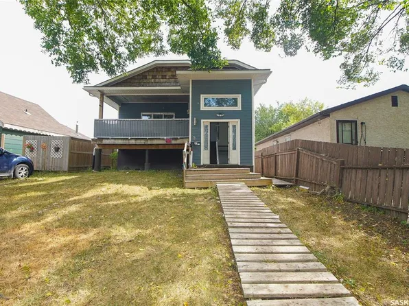 UNIT A B-417 Robinson STREET, Regina, SK S4R 3R5