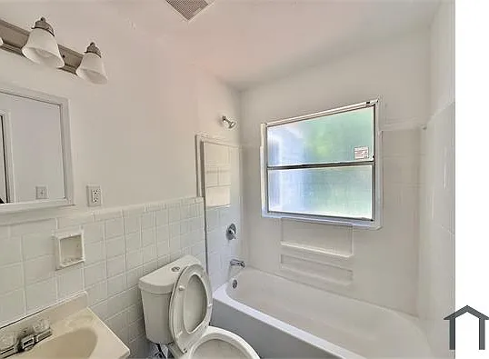 1738 Creekway Ave SW — Photo 9