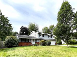 3000 Canterbury Dr, Midland, MI 48642