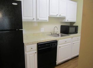 8699 Key Royale Ln APT 102, Tampa, FL 33614