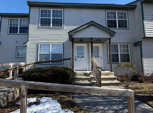 12 Oyster Bay Rd APT B, Absecon, NJ 08201