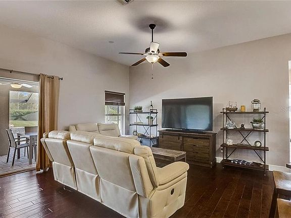 5th image of 6395 Sturbridge Ct