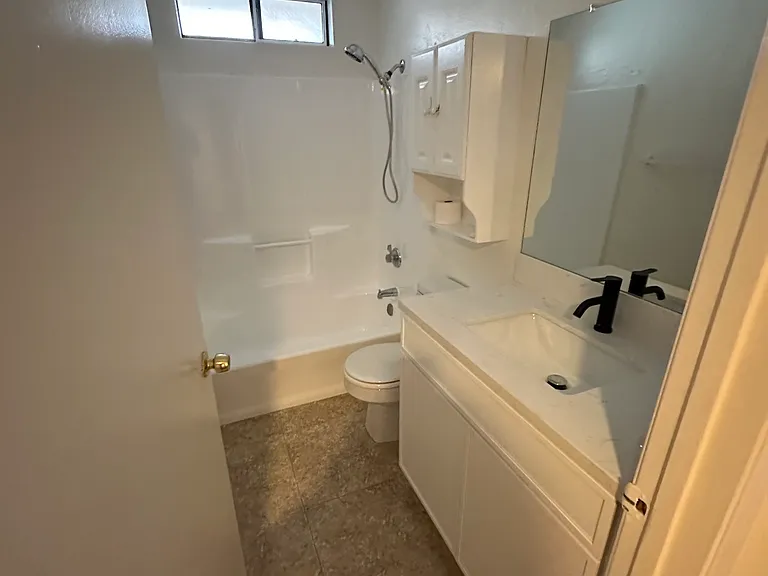 Up stairs Complete Bathroom