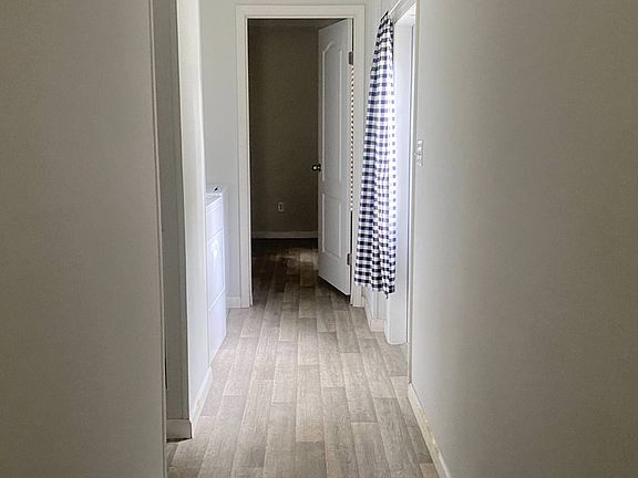 3rd image of 1320 Hand Ave #44