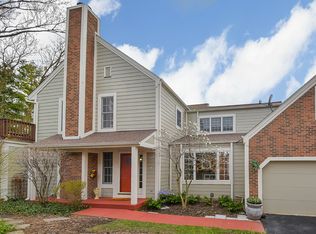 132 Whittington Crse, St Charles, IL 60174