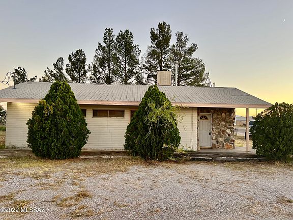 2nd image of 401 S Cochise Ave