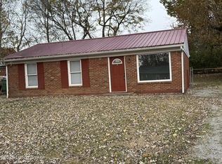 160 Dewberry Rd, Louisville, KY 40229