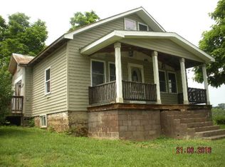 420 Newport Rd, Shenandoah, VA 22849