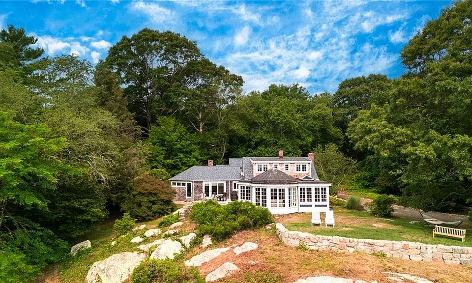 1st image of 66 B Torrey Rd