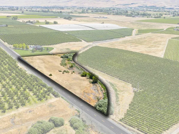 8002 Nka McCreadie Rd, Prosser, WA 99350