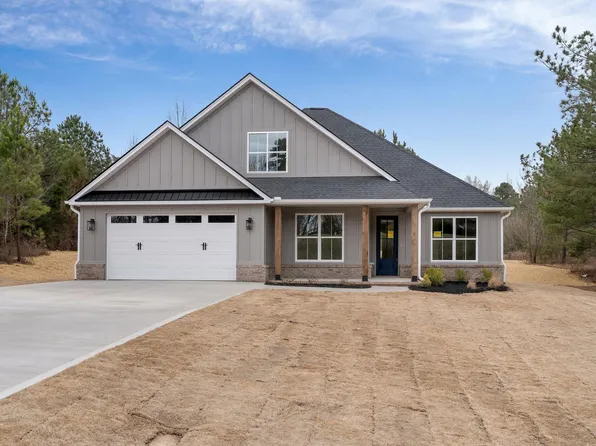 281 Pine Hills Rd, Woodruff, SC 29388