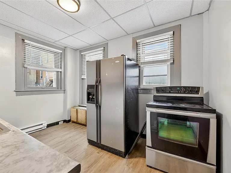 1139 W Linden St — Photo 14
