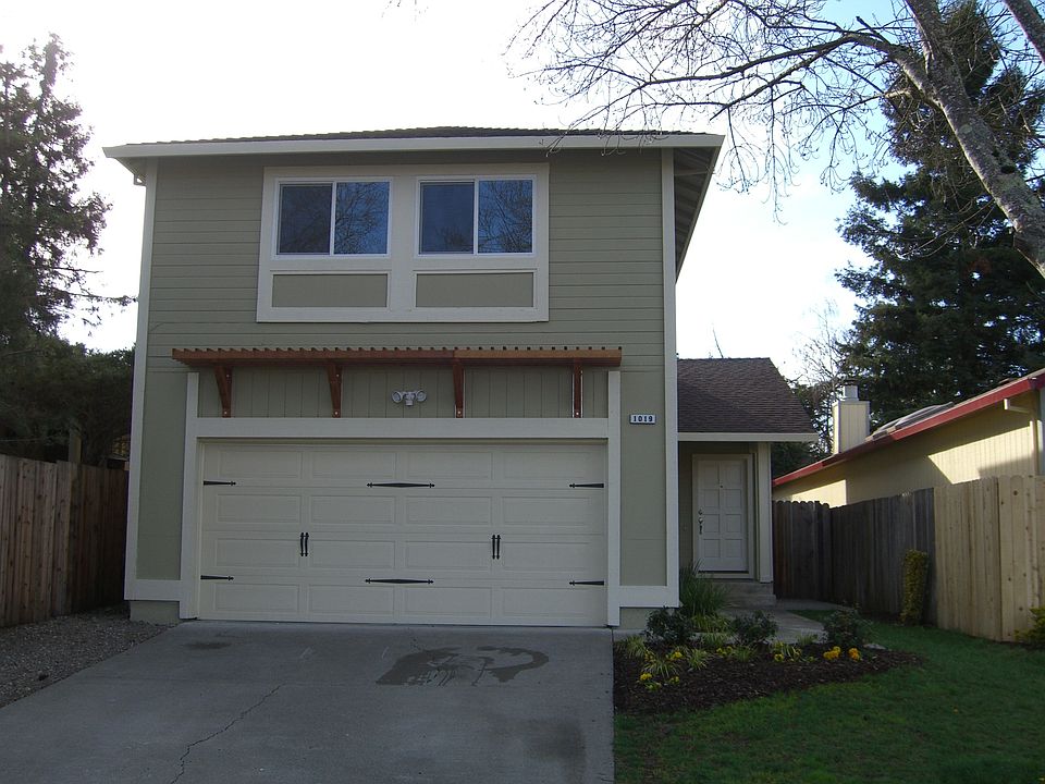 1st image of 1019 Stanislaus Way