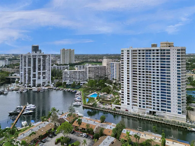 2500 Parkview Dr #1112 — Photo 48