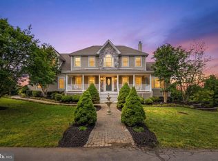 9491 Walsingham Ln, Marshall, VA 20115