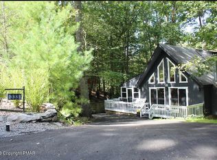 333 Canterbury Rd, Bushkill, PA 18324