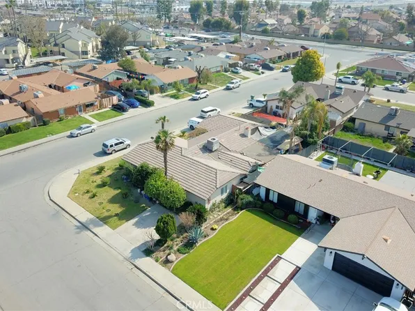 1901 Raymond A Spruance Ct, Bakersfield, CA 93304