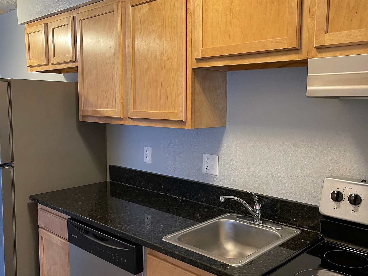 1 bed, $986 — Photo 2