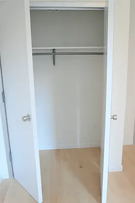 Rented by Green Line Realty | media 16