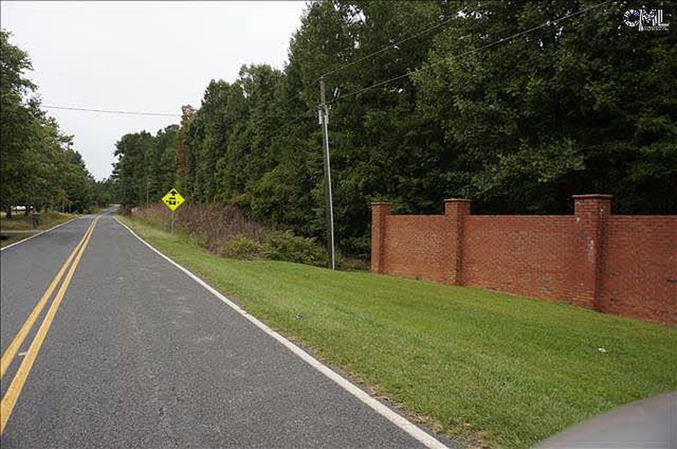 2nd image of 1309 Bear Creek Rd