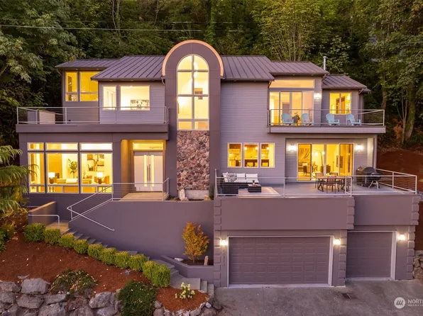10416 Maplewood Place SW, Seattle, WA 98146