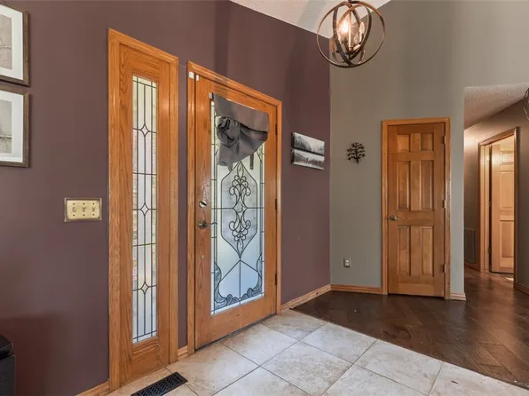 70 Overton Dr, Bella Vista, AR 72714
