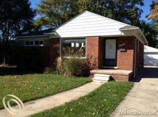 24966 S Sylbert Dr, Redford, MI 48239