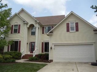 809 Streamside Ct, Chesapeake, VA 23322