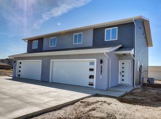 3307 23rd Ave NW, Minot, ND 58703