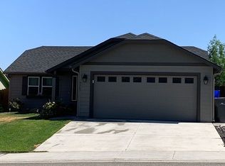 9363 W 6th Pl, Kennewick, WA 99336