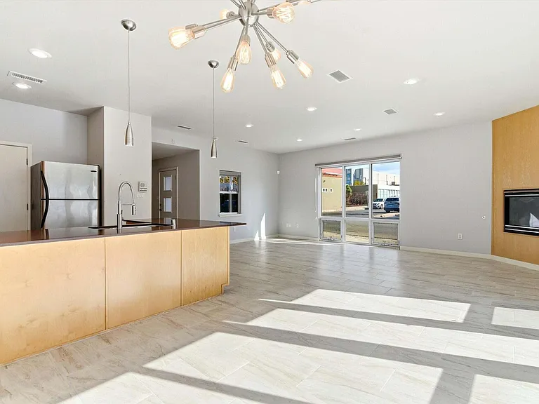 3936 Silver Ave SE — Photo 8