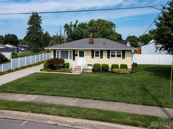 3203 Raymond Dr, Middletown, OH 45042