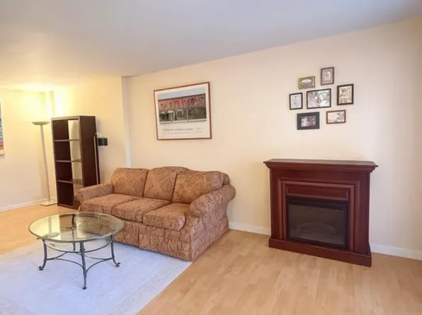 2 Elmwood Park Drive image 6 of 17