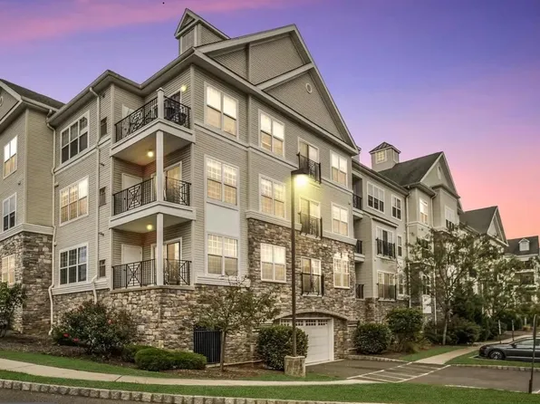 6301 Lydia Hollow Dr, Glen Mills, PA 19342